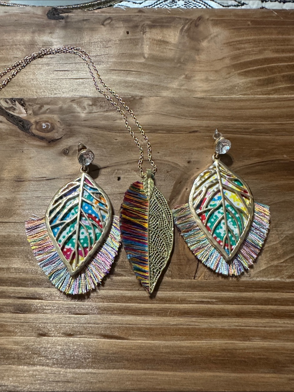 Multicolor Leaf Fringe Necklace and Earring Set